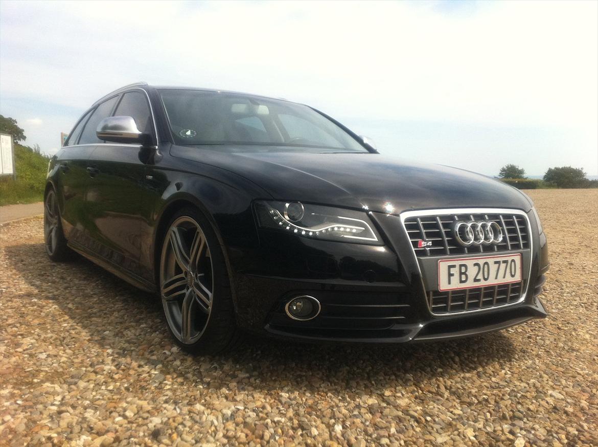 Audi A4 Avant 2,0TDI  S-Line ® billede 4