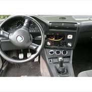 BMW E30 320i eta 2,7 SOLGT