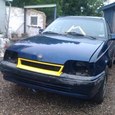 Opel Kadett E 1.6i
