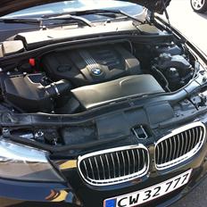 BMW 320d E90