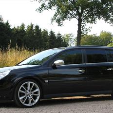 Opel Vectra C 2.0 Turbo Elegance Wagon