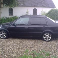 VW Vento 2,0 Konebilen
