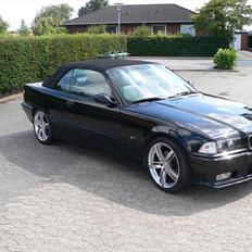 BMW E36 325i cabriolet