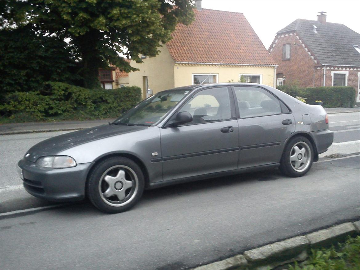 Honda civic 1,6 vtec billede 2