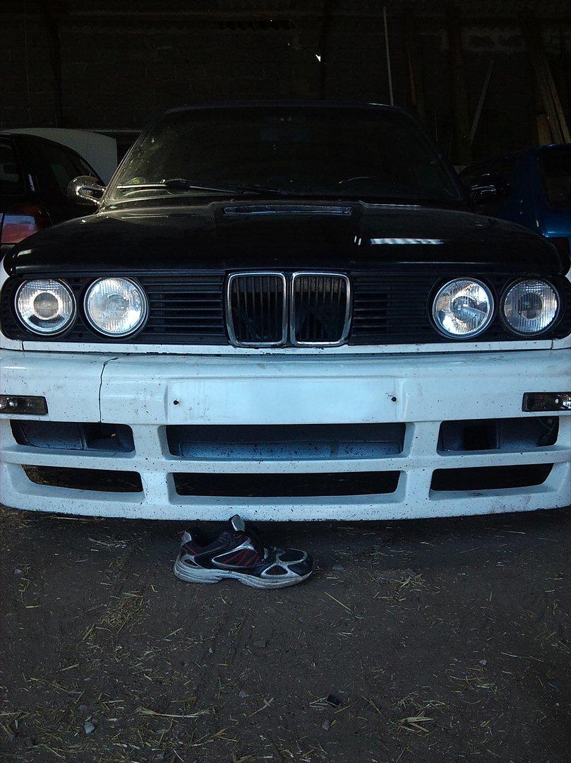 BMW e30 325i min gamle bil billede 4