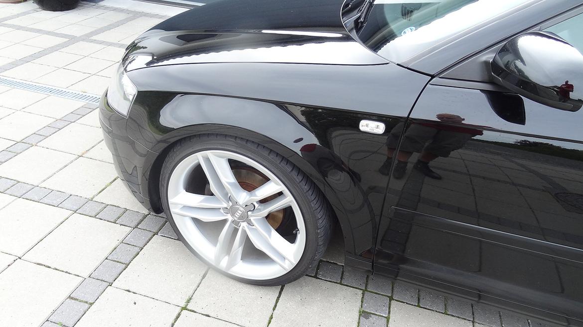 Audi A3 Sportback 1.6i SOLGT billede 2