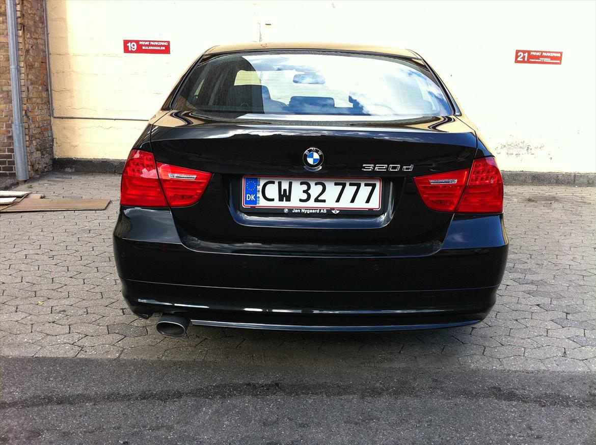 BMW 320d E90 billede 2