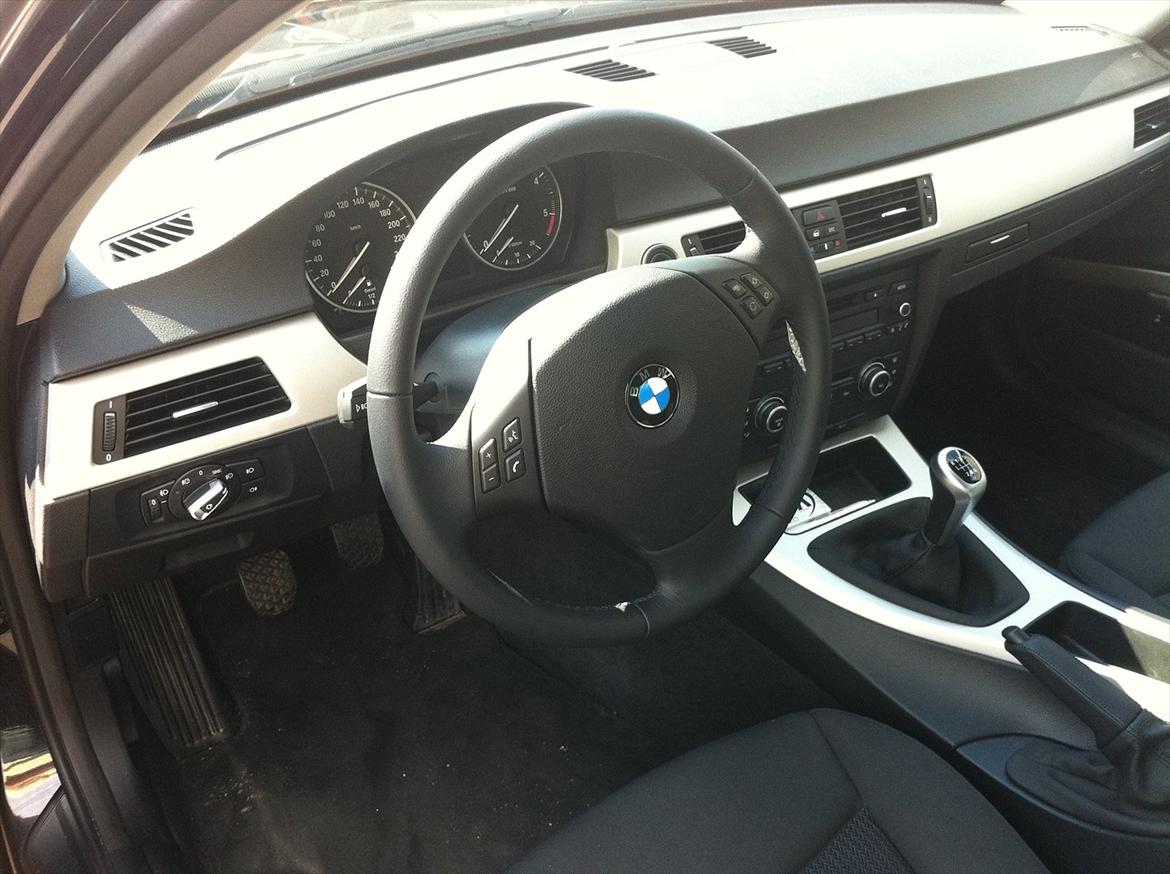 BMW 320d E90 billede 4