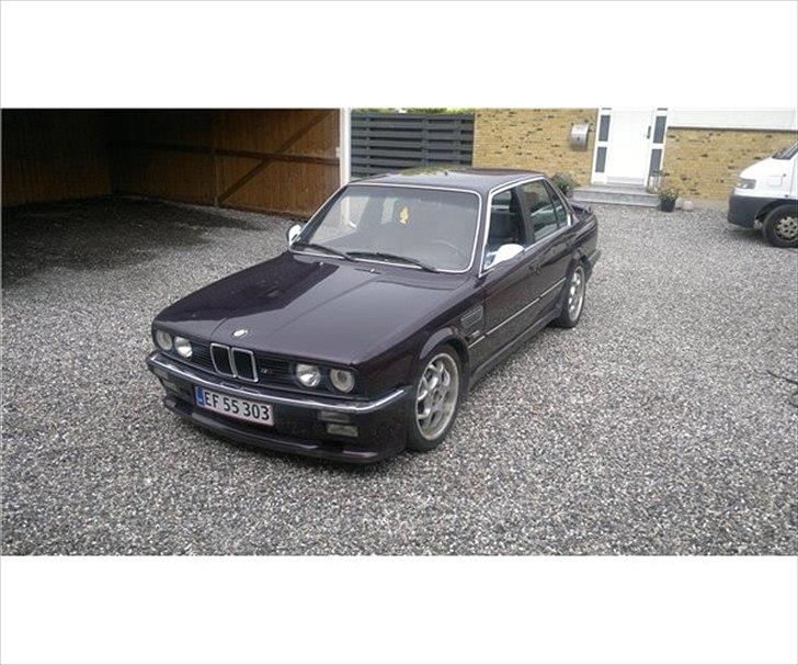 BMW E30 320i eta 2,7 SOLGT billede 3