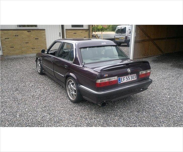 BMW E30 320i eta 2,7 SOLGT billede 4