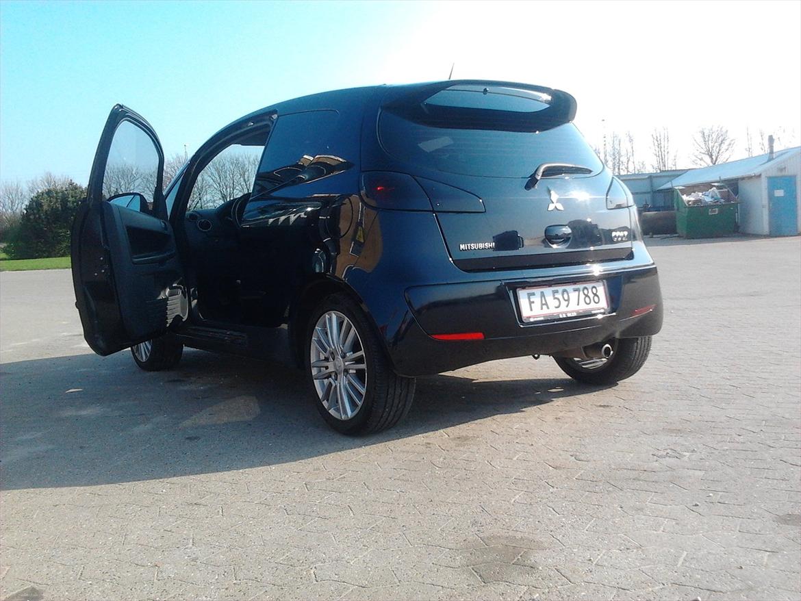 Mitsubishi colt billede 4