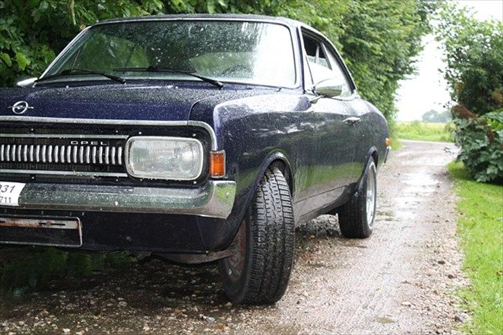 Opel commodore A Coupe 2500 billede 10