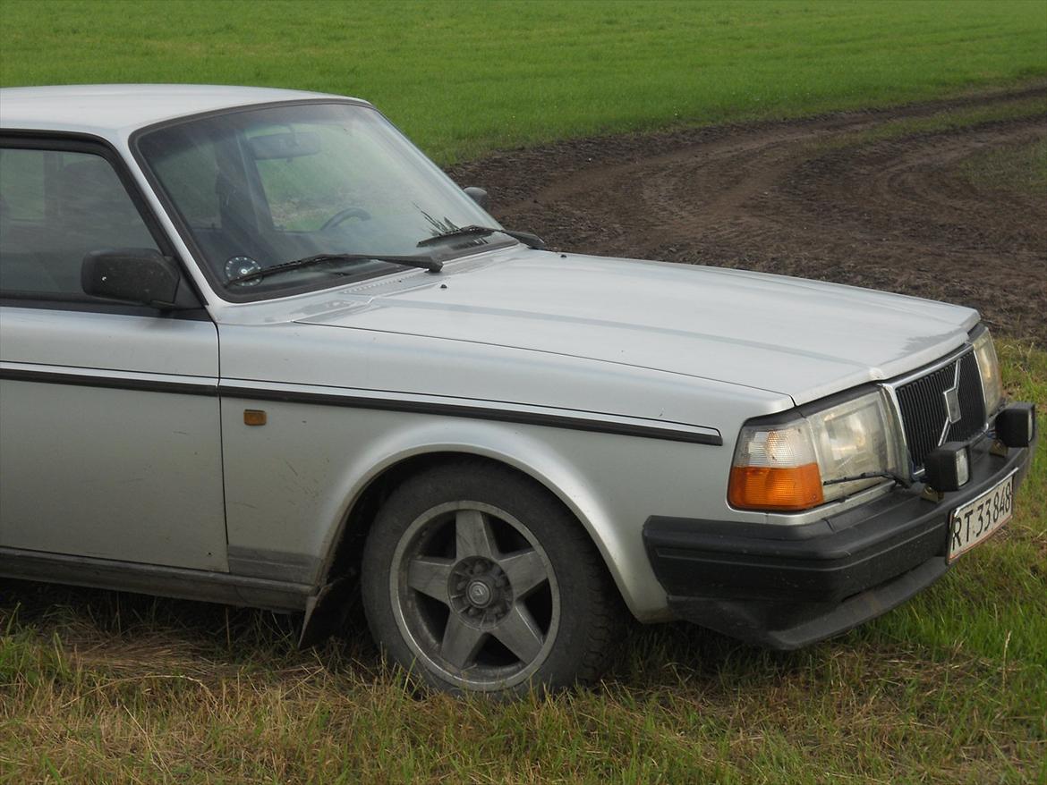 Volvo 240 gl  solgt billede 1