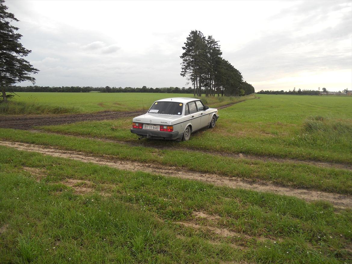 Volvo 240 gl  solgt billede 9