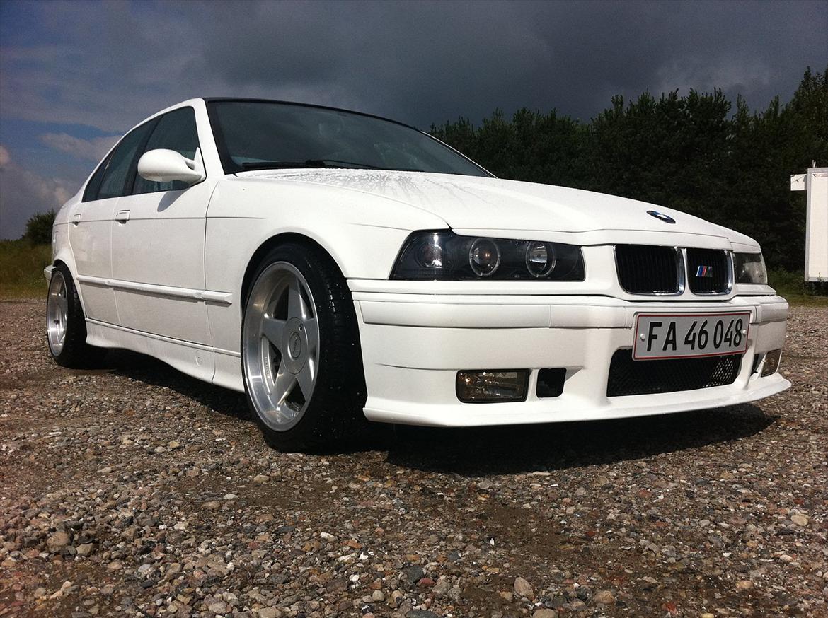 BMW E36 316 i billede 1