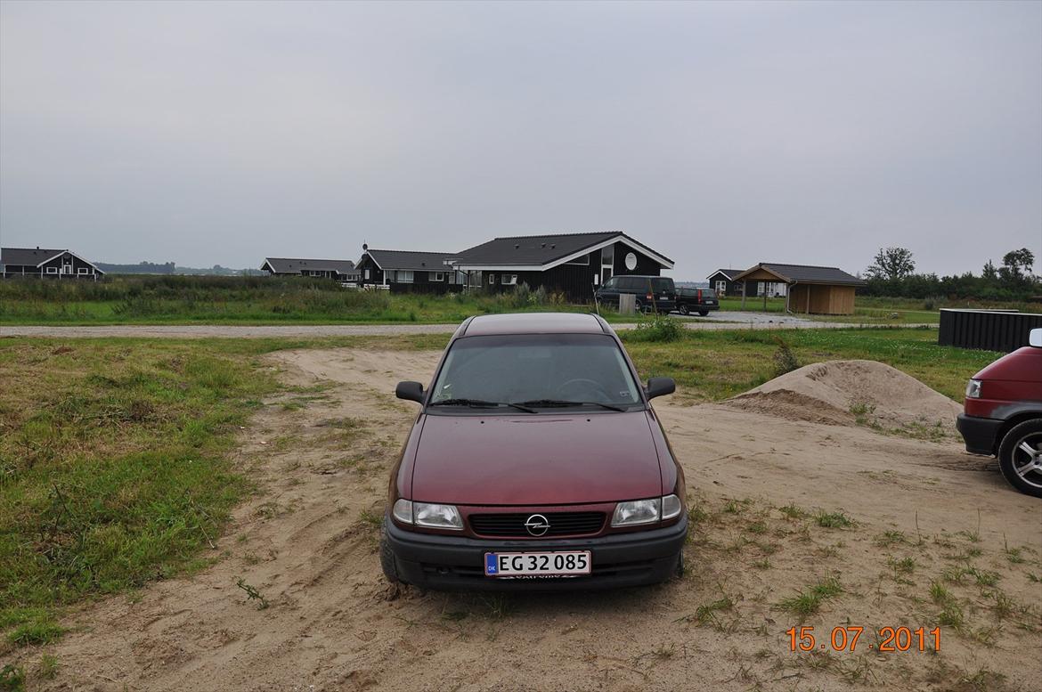 Opel Astra F sedan 16v SOLGT billede 3
