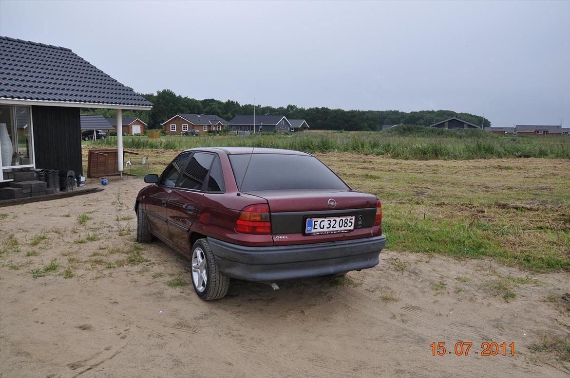 Opel Astra F sedan 16v SOLGT billede 6