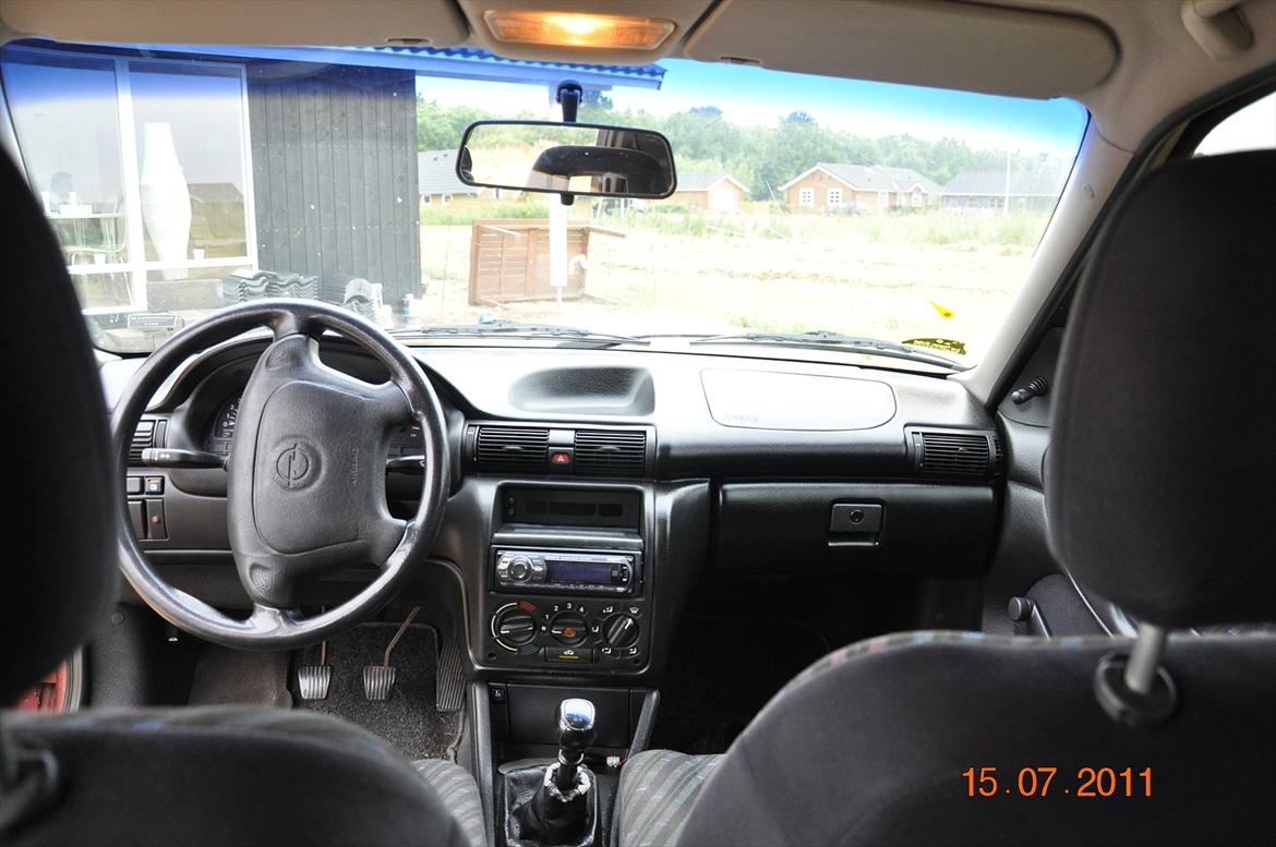 Opel Astra F sedan 16v SOLGT billede 8