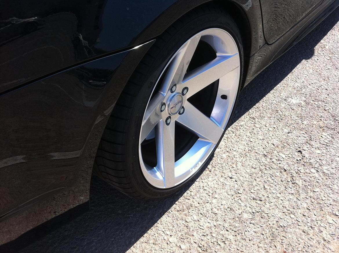 BMW E60 "BLACK" KONEBILEN - De nye 8,5+9,5x19" RØWHE FÆLGE billede 9