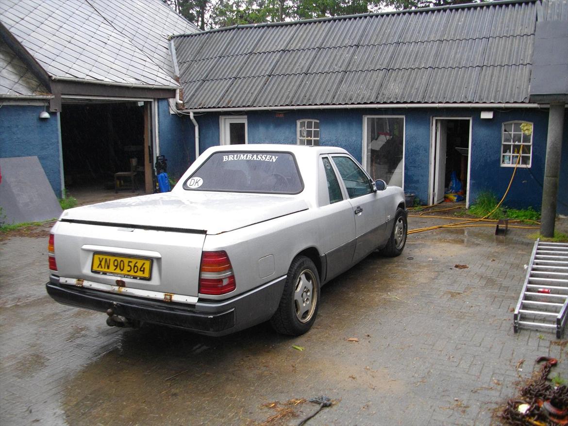 Mercedes Benz w 124 pickup billede 2