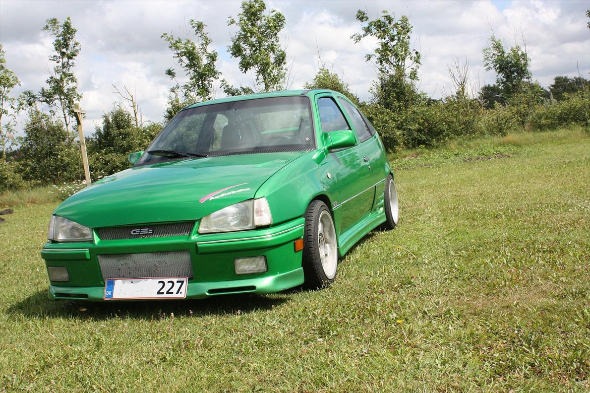 Opel Kadett E billede 2