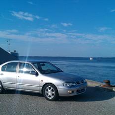 Nissan Primera p11 Mk II 2,0 SE Sedan
