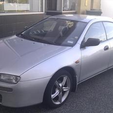 Mazda Mazda 323F BA 1.5i GLX
