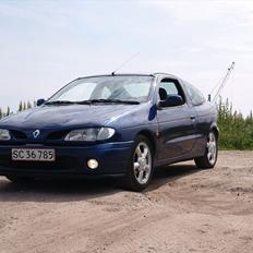 Renault megane coupe