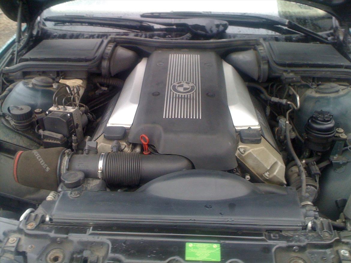 BMW E39 540i billede 8