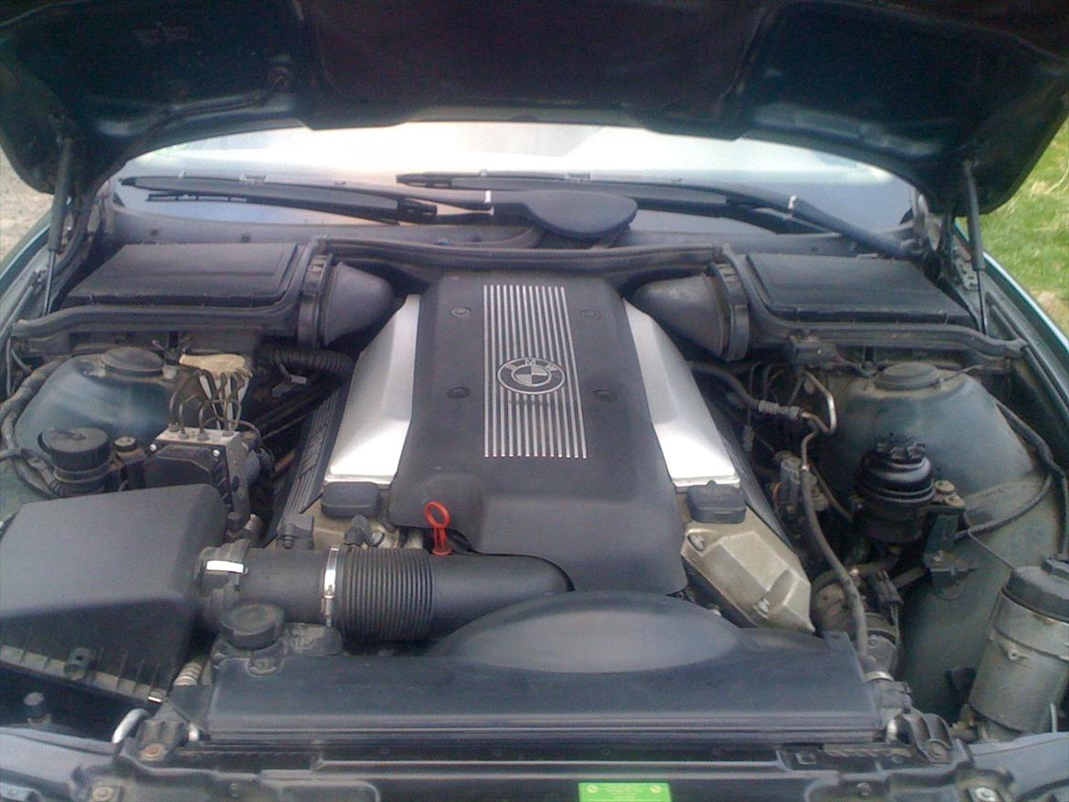 BMW E39 540i billede 10