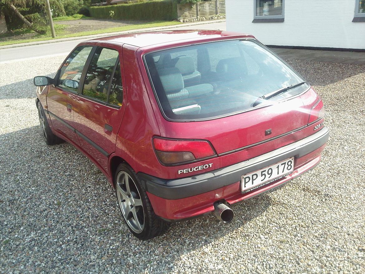 Peugeot 306 XR    SKROTTET!!! :-/ billede 5