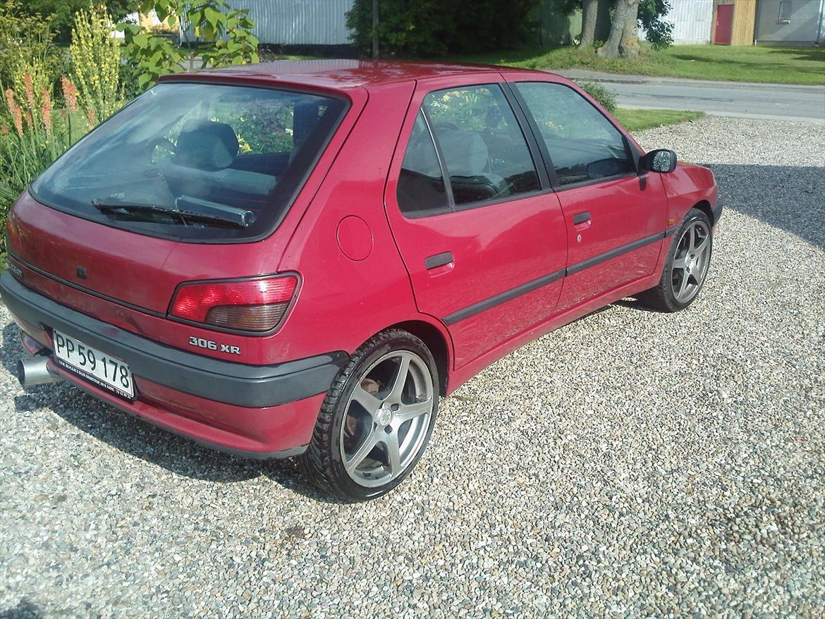 Peugeot 306 XR    SKROTTET!!! :-/ billede 7