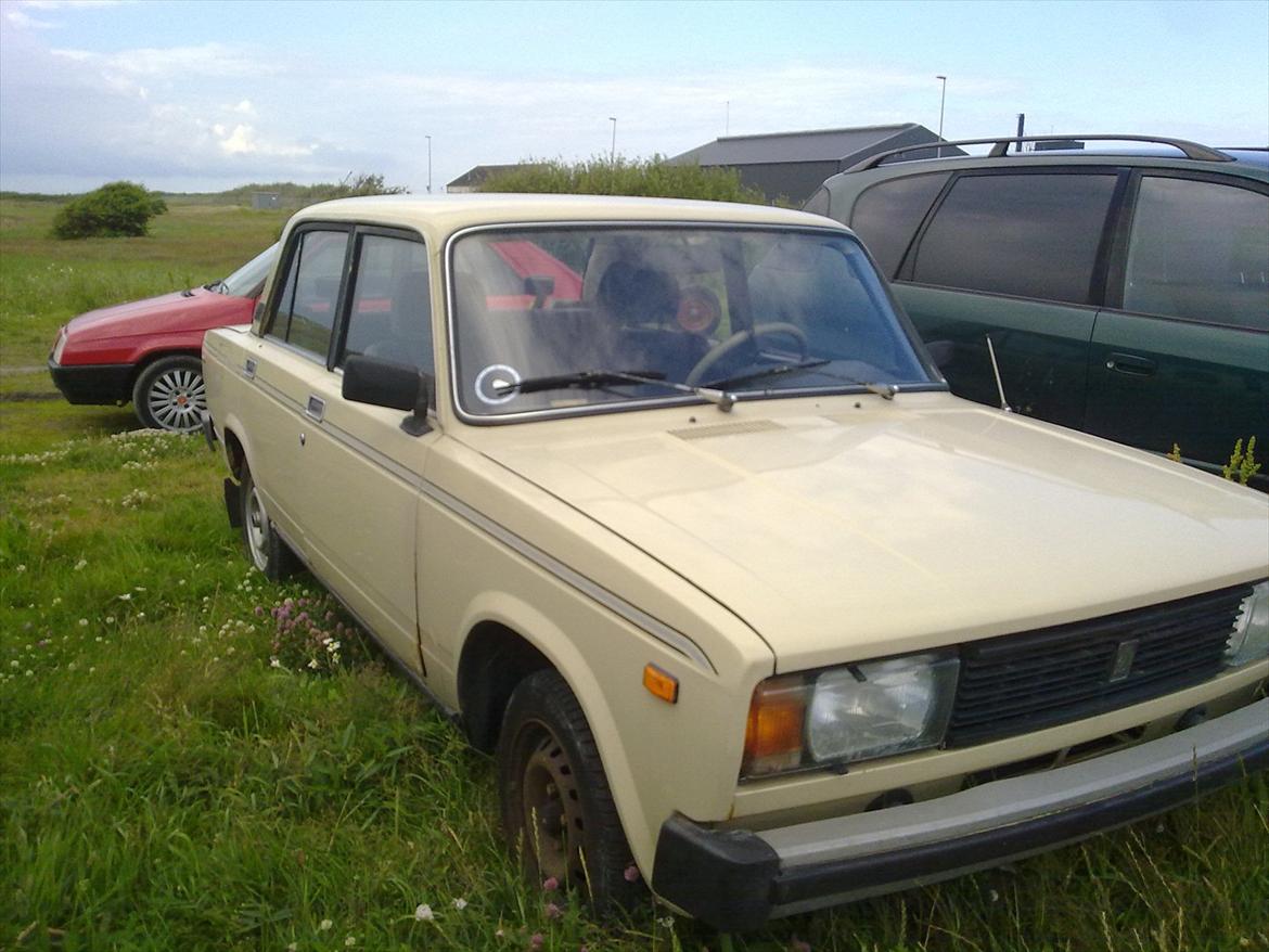 Lada 2105 1200 special solgt  billede 1