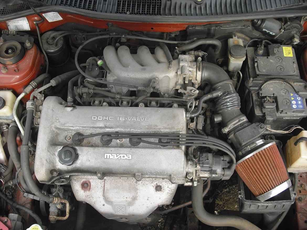 Mazda 323f billede 7