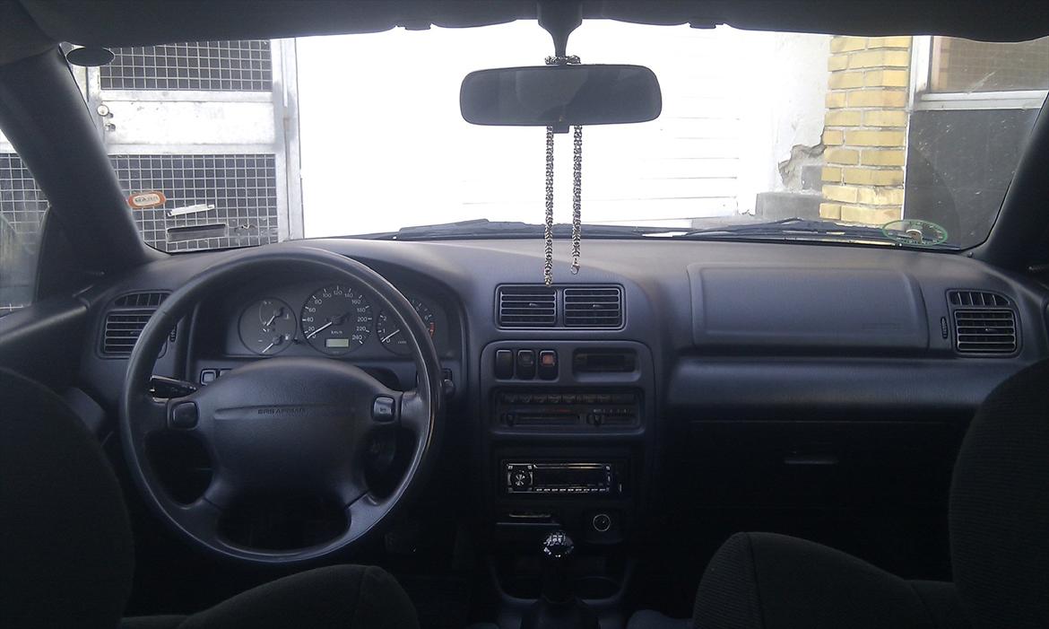 Mazda Mazda 323F BA 1.5i GLX - Inside billede 8