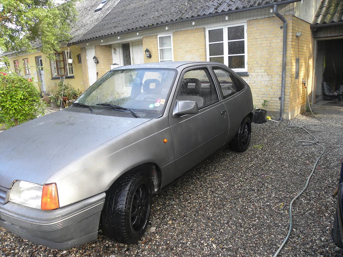 Opel kadett 1.4 billede 1