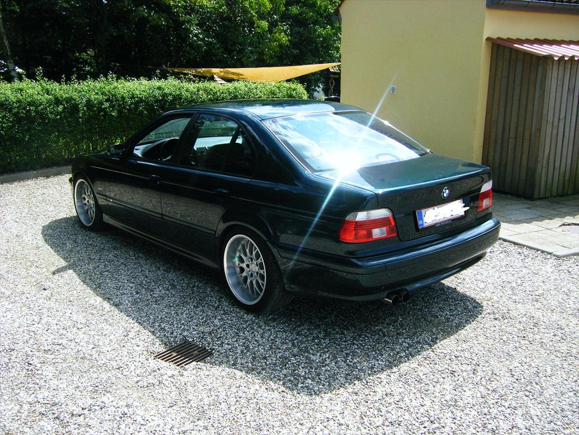 BMW 523 steptronic (død) billede 4