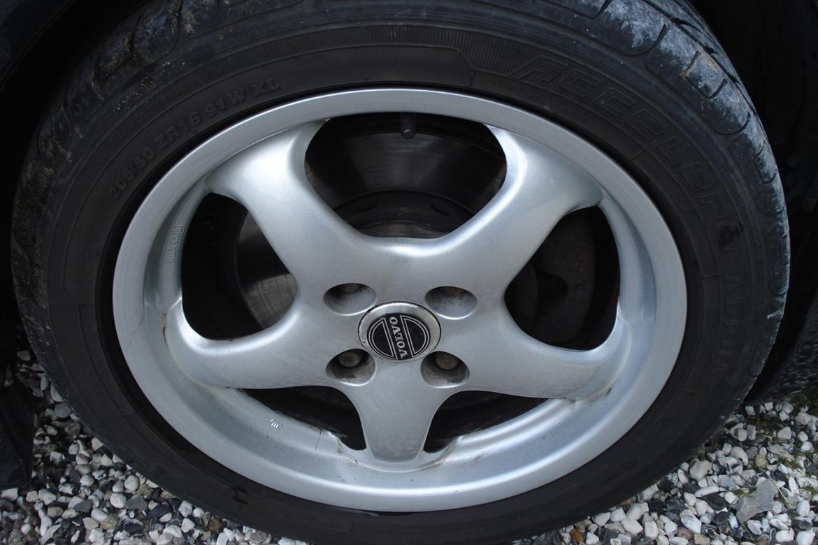 Volvo v40 tdi (solgt) billede 9