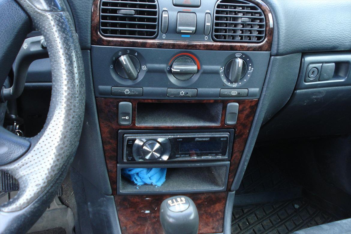 Volvo v40 tdi (solgt) billede 11