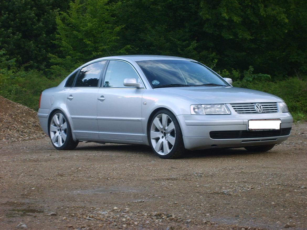 VW Passat limo SOLGT billede 5
