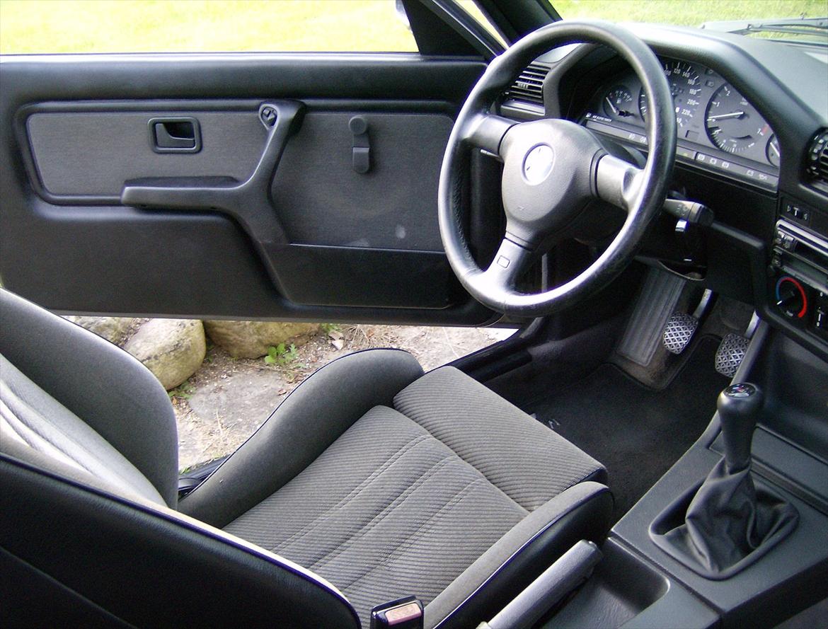BMW E30 325 i billede 6