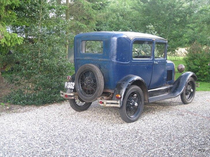 Ford A Tudor  Danmarks Ældste Model A - Synet og sommerklar, bliver kørt en del her i sommer for at finde defekter og utætheder inden den bliver adskildt og påbegyndt renovering her over vinteren.. billede 14