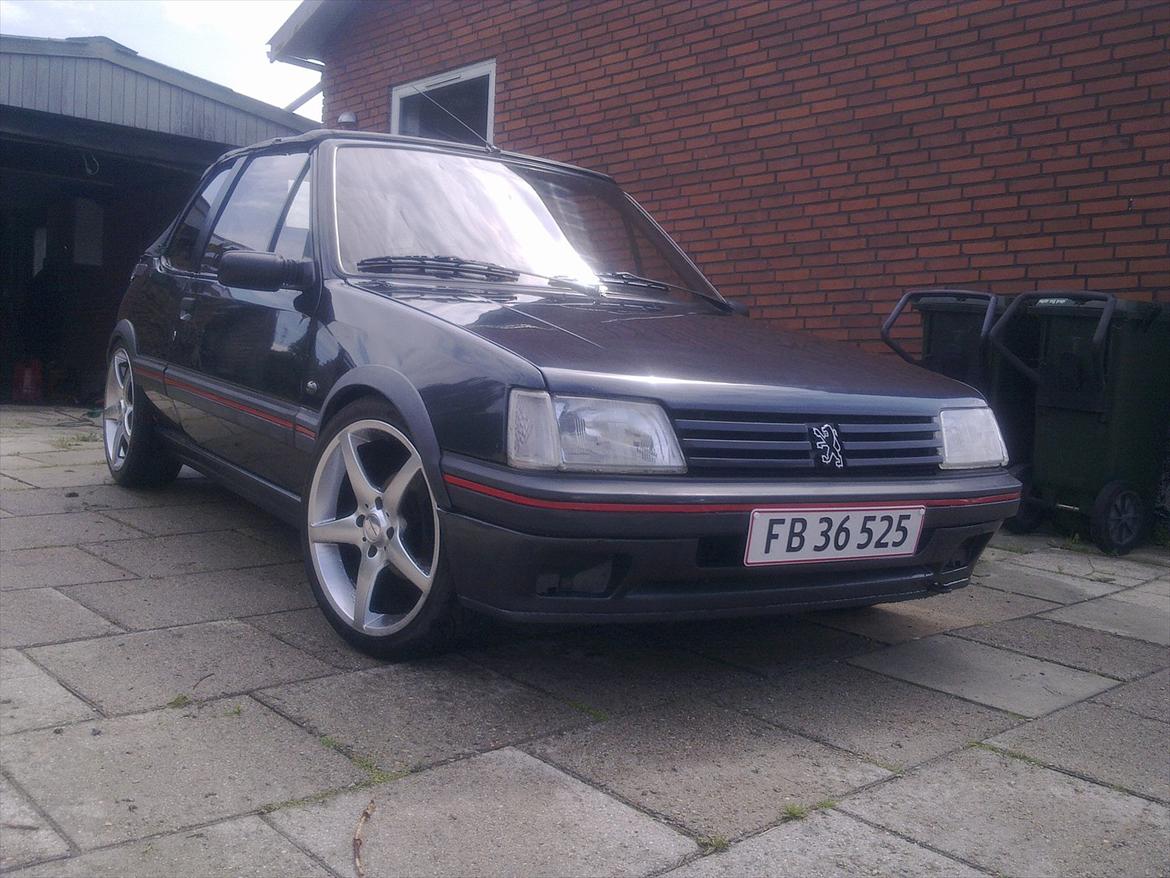 Peugeot 205 Cti billede 1