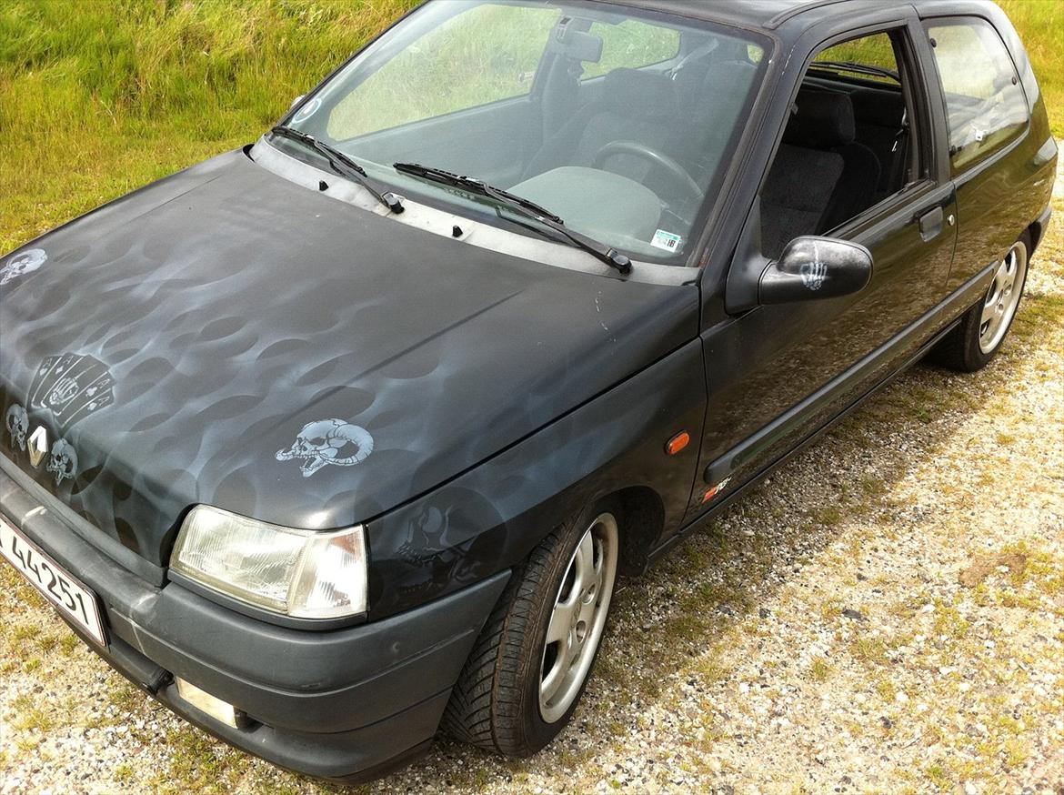 Renault Clio Mk 1. 1,4 "The Beast" "SOLGT" billede 5