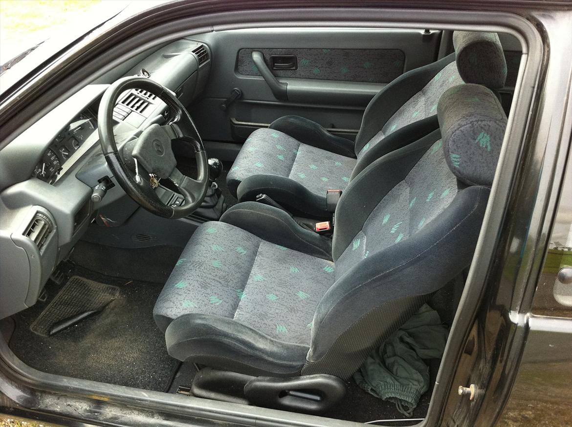 Renault Clio Mk 1. 1,4 "The Beast" "SOLGT" billede 11