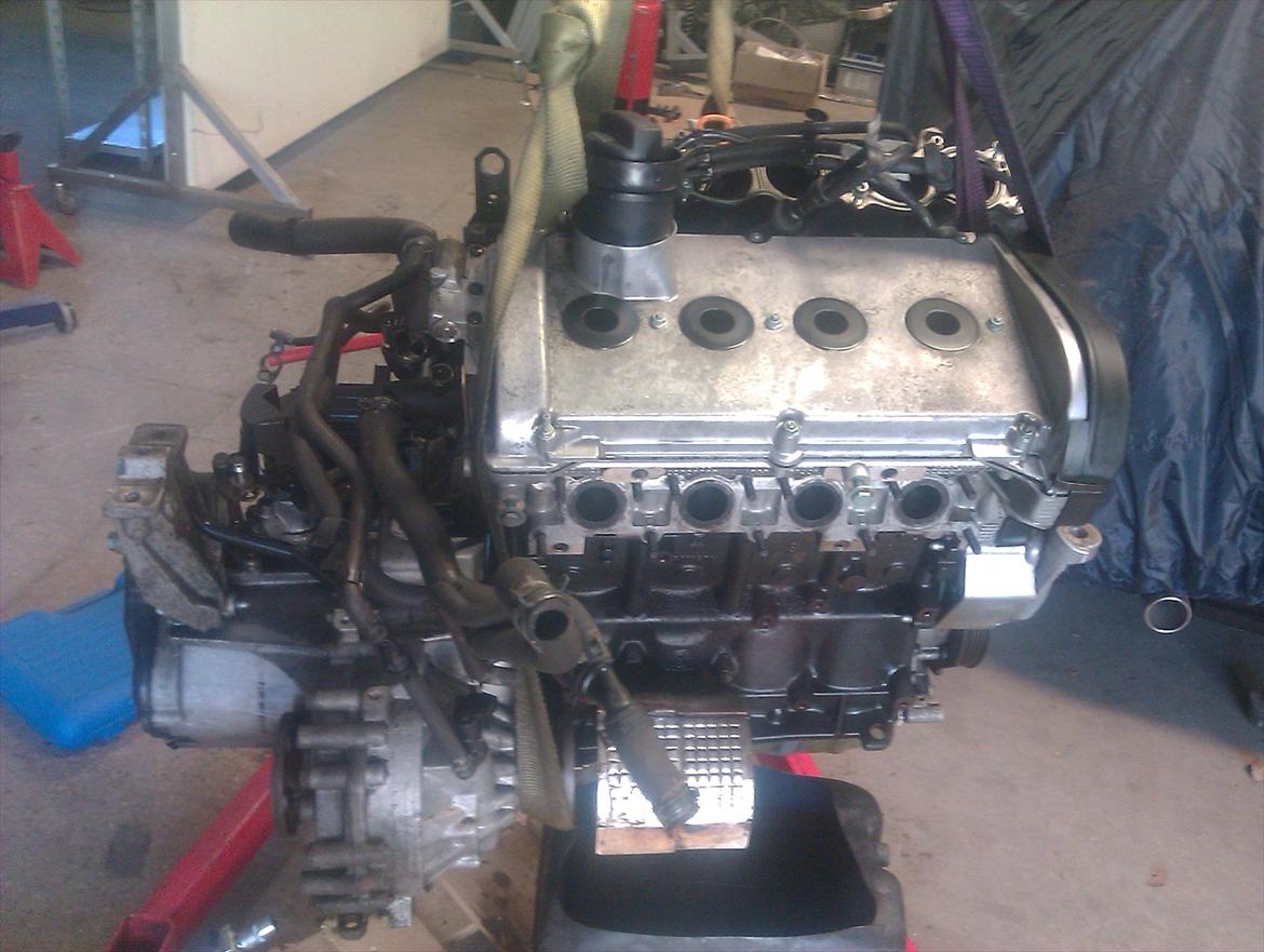 VW Golf 4  Nysynet d.10/9 billede 5