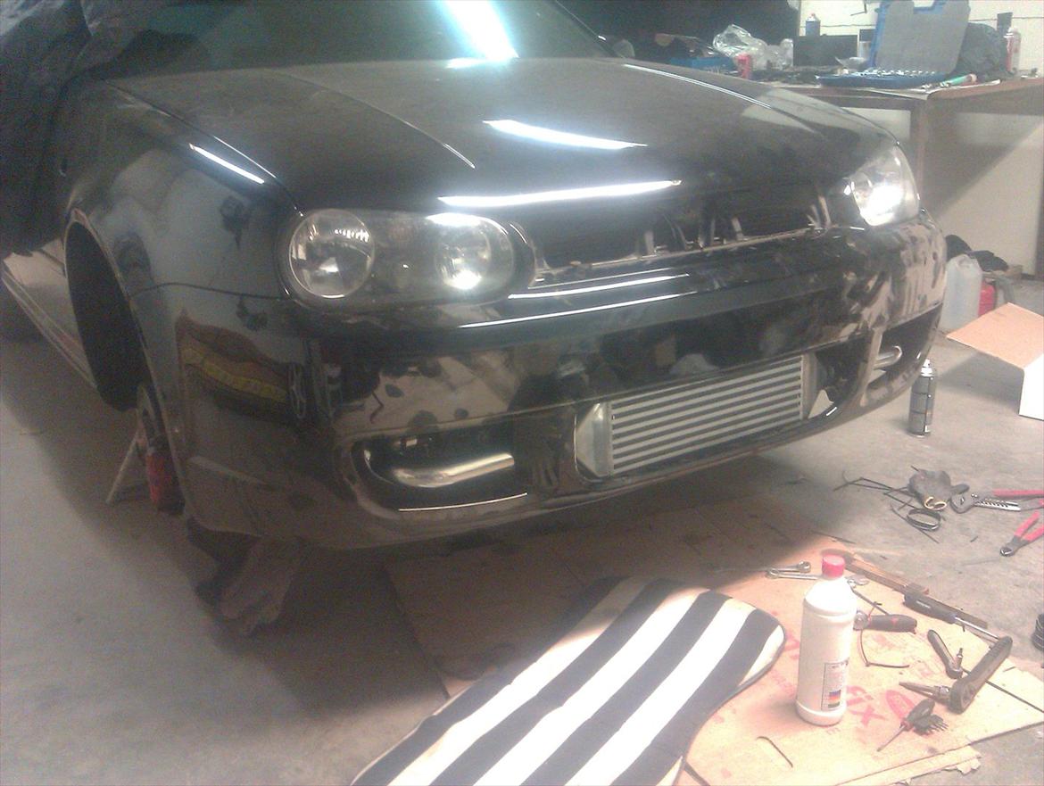 VW Golf 4  Nysynet d.10/9 billede 12