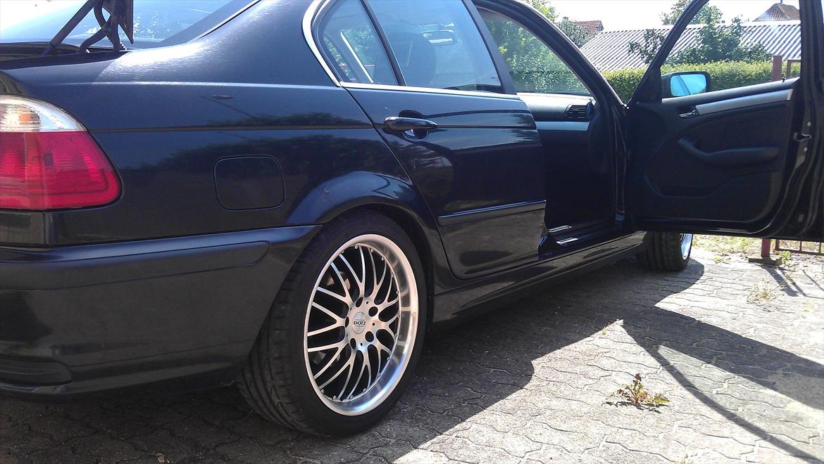 BMW 320i E46 billede 15
