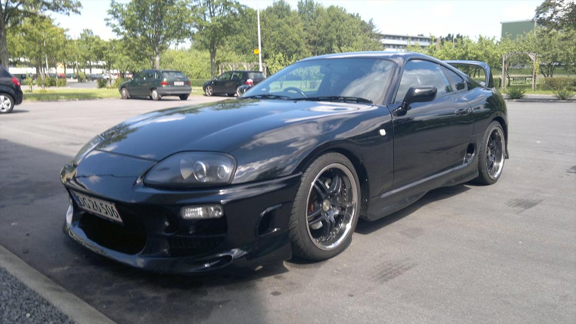 Toyota Supra mk4: SOLGT billede 5