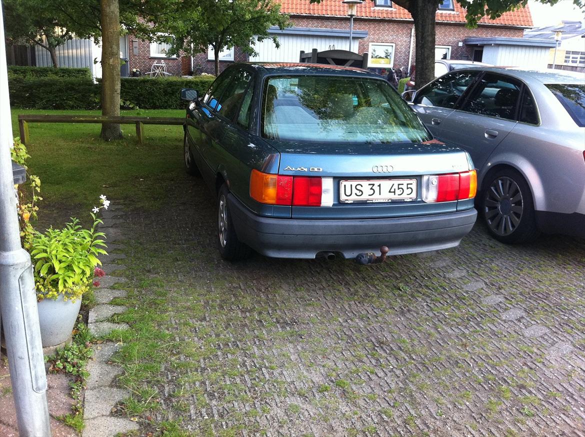 Audi 80 1.8s SOLGT!!! billede 2